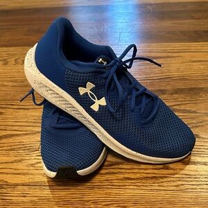 Under Armour Charged Pursuit Men’s size 10.5 Navy Athletic Sneakers